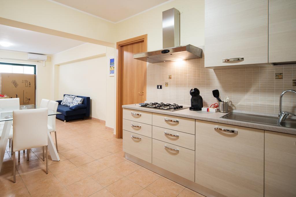 Milly House Apartment Letojanni Exterior photo